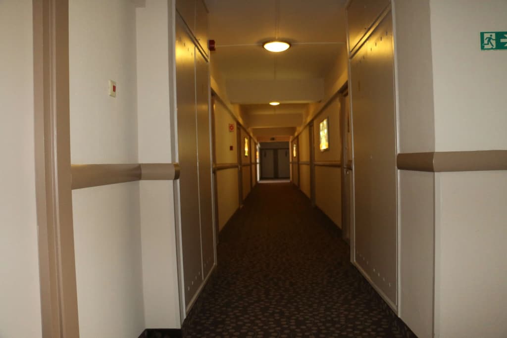 Hotel Charles - photo 12