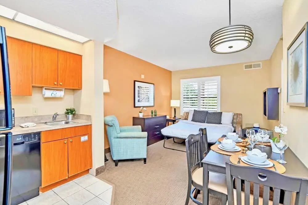 1BR Two Queen Beds With Pool and Hot Tub - photo 18