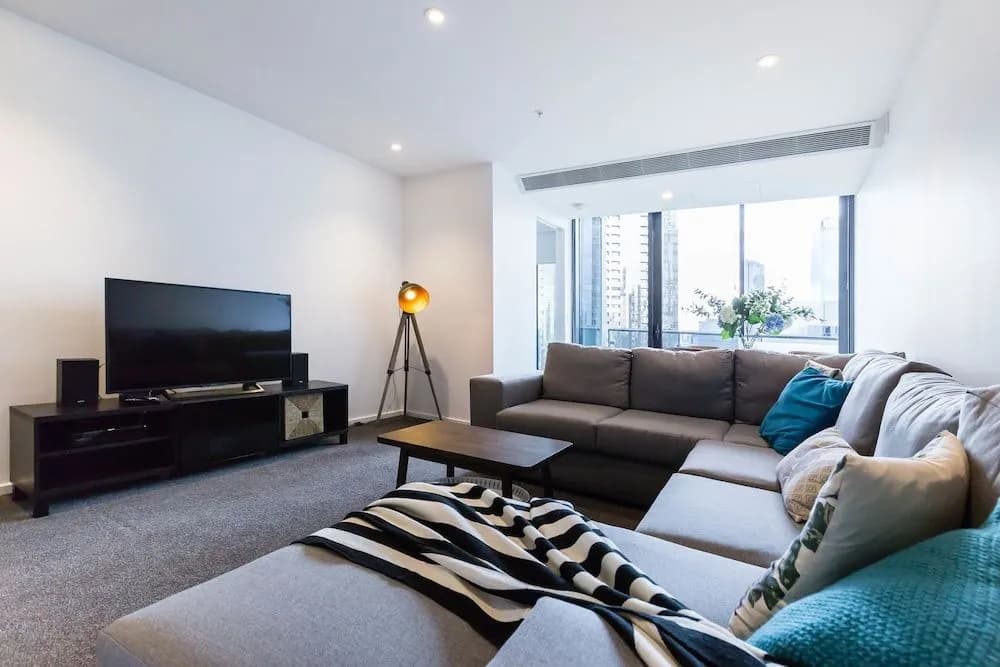 SONYA, 2BDR Southbank Apartment - main photo