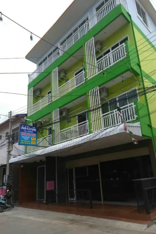 P & J Guesthouse - photo 1