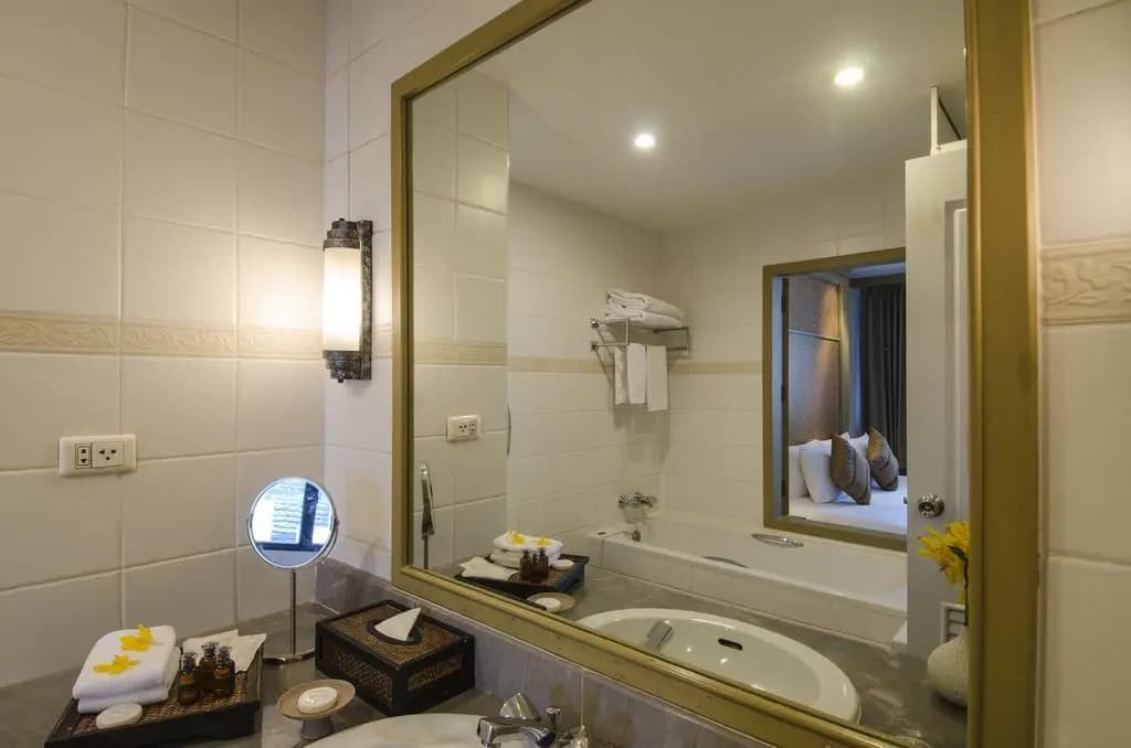 The Tarntawan Hotel Surawong Bangkok - photo 17