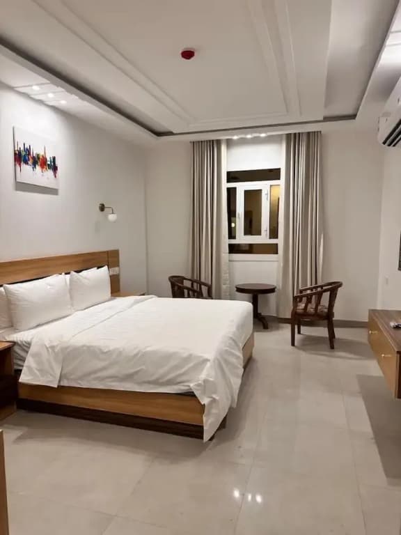 4 Guys Hotels - photo 7
