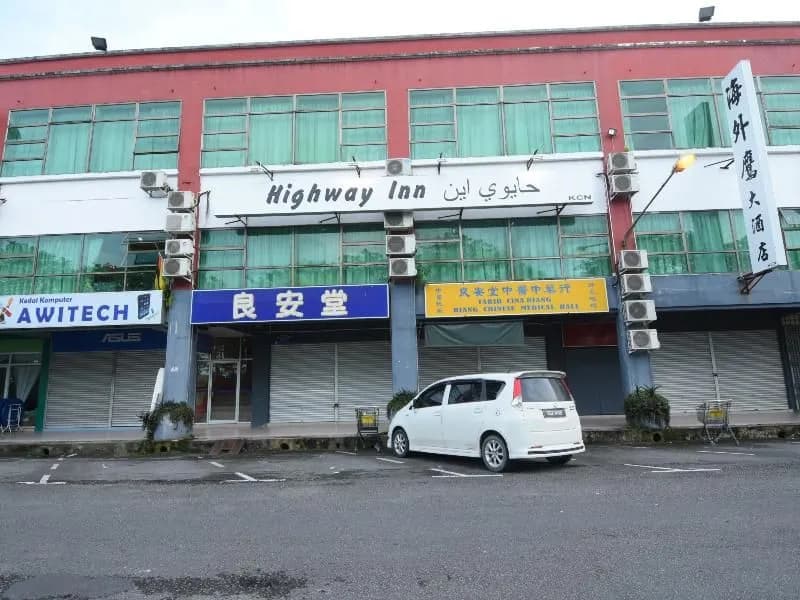 OYO 89642 Highway Inn - main photo