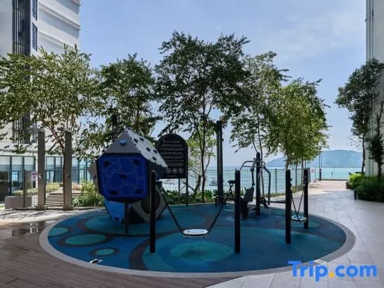 The Shore by HF Suites - photo 5