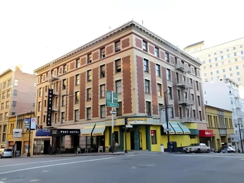 Post Hotel - photo 22