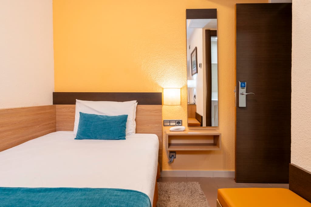 Hostal Ballesta - photo 6