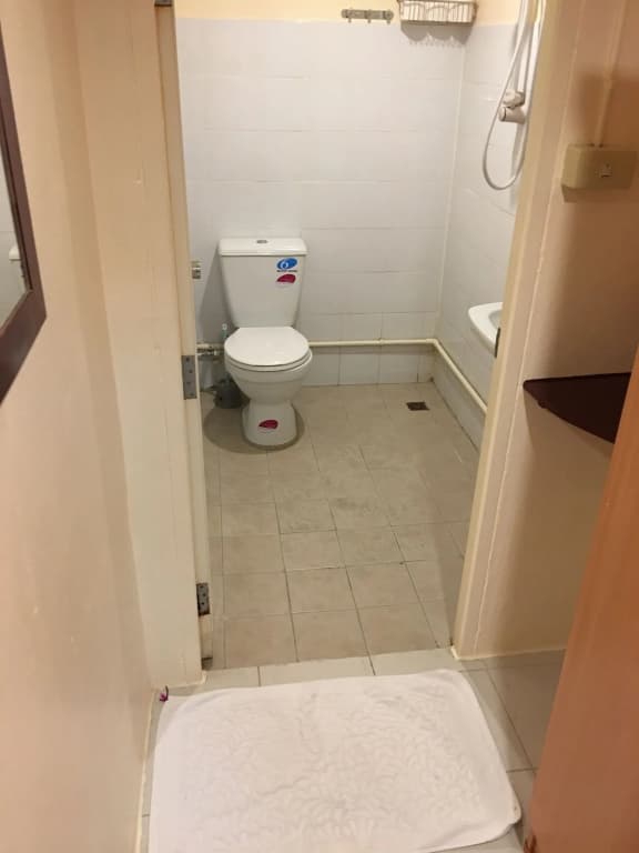 Taphouse Guest House - photo 9