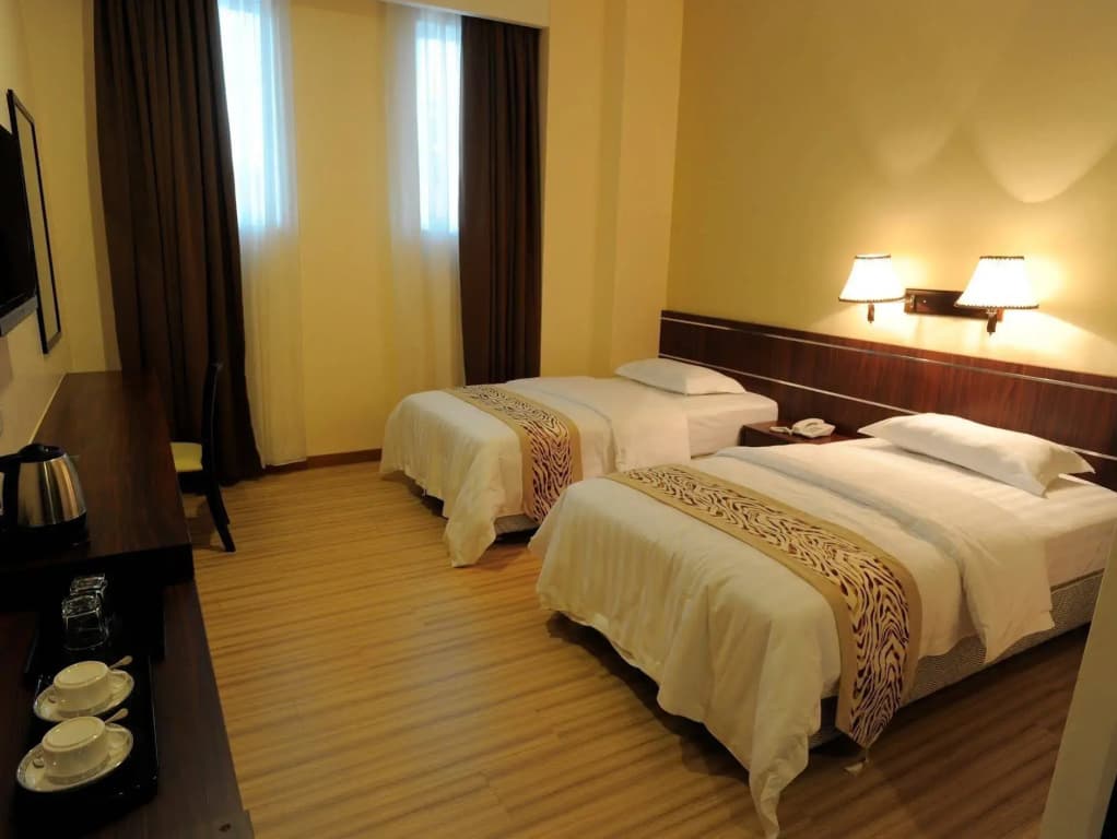 One Avenue Hotel - photo 4