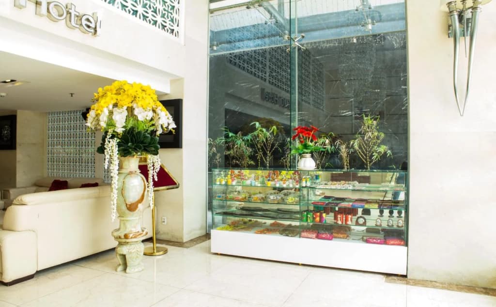 Mismo Airport Hotel - photo 12