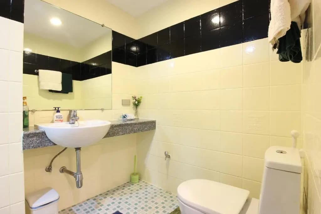 Serena Sathorn Suites - photo 8