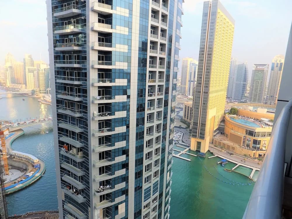 Ascapes Bay Central West Tower - photo 15