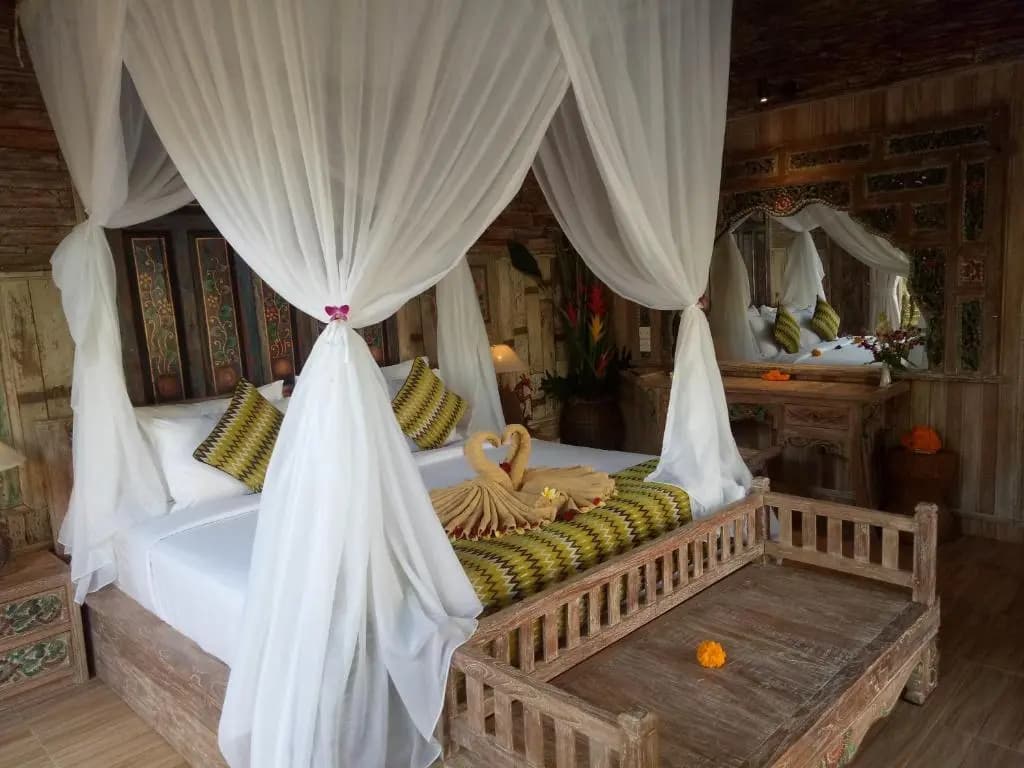 Honeymoon Green Villa - photo 2