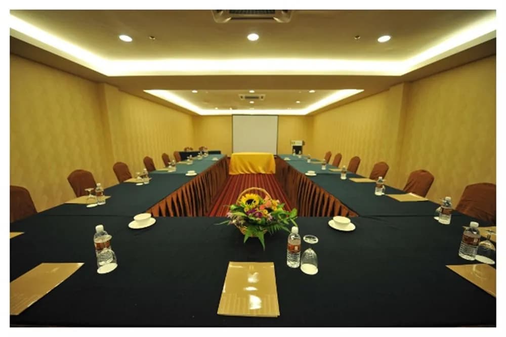 11@century Hotel - photo 11