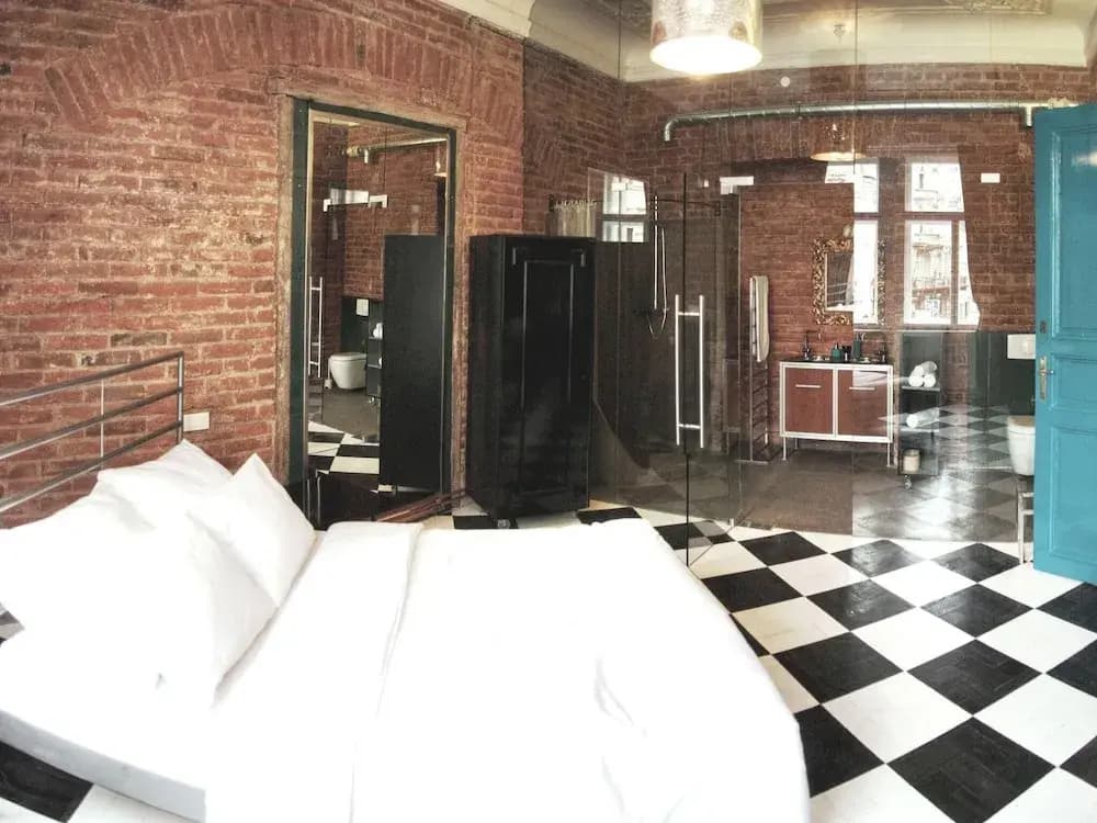 2 Bed Flat - Sleeps 3 - Wifi - photo 2