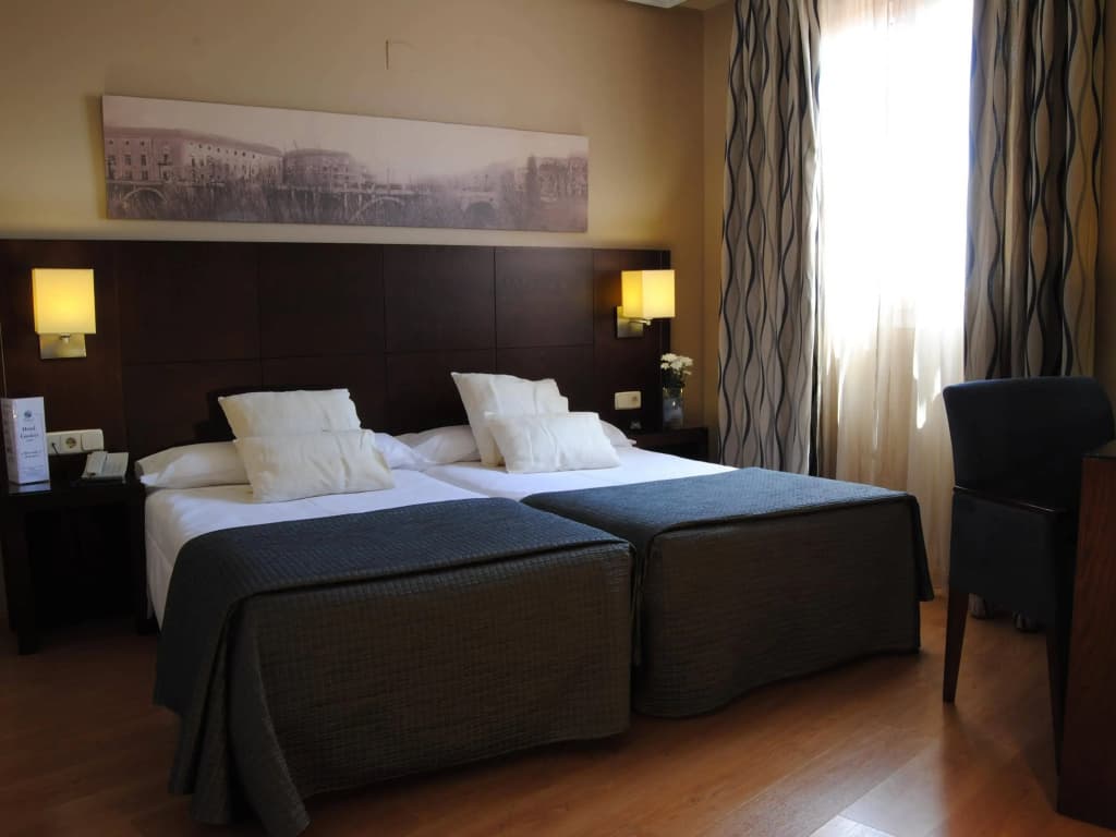 Porcel Ganivet Hotel - photo 6