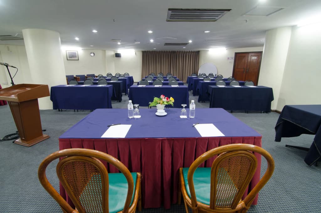 Coral Bay Resort - photo 18