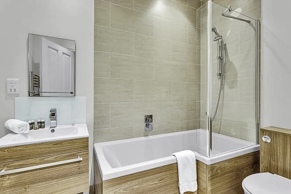 Superb Clapham Duplex - photo 16