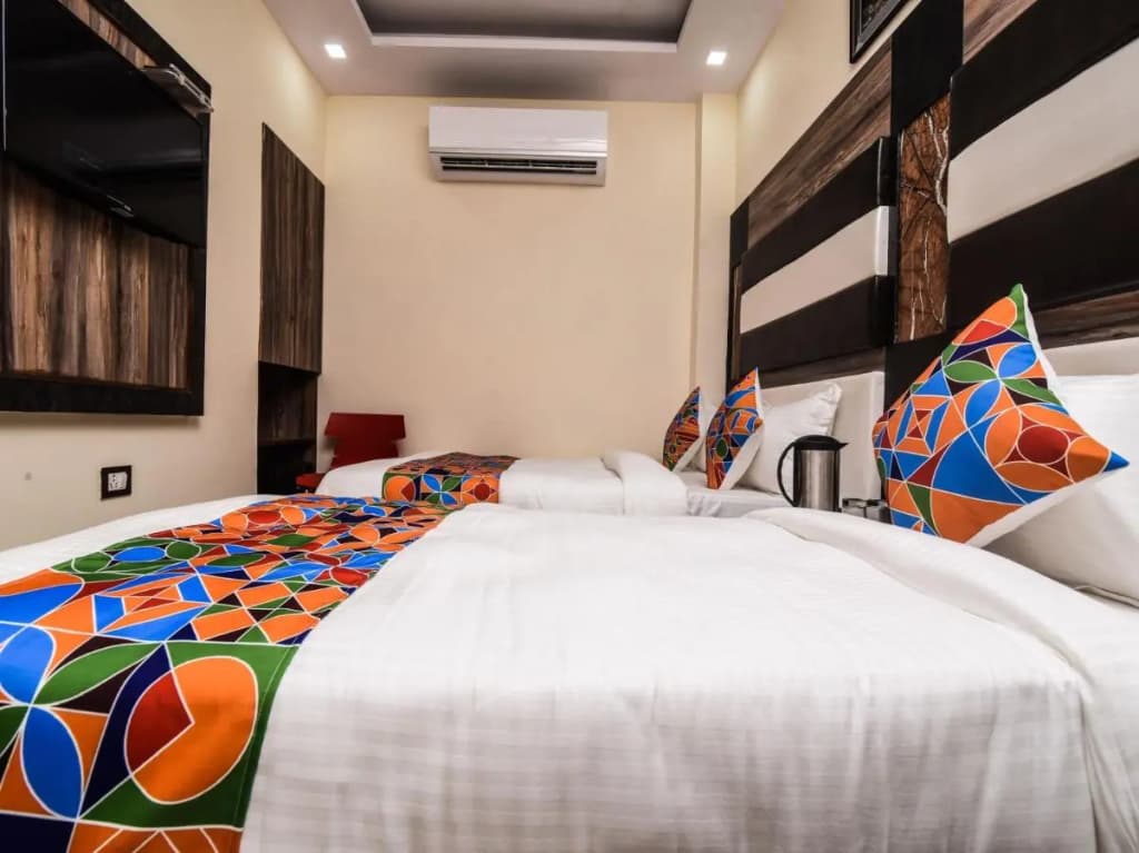 Hotel Dollar Inn - photo 17