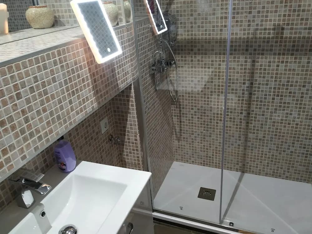 Apartamento Deluxe Barajas - photo 7