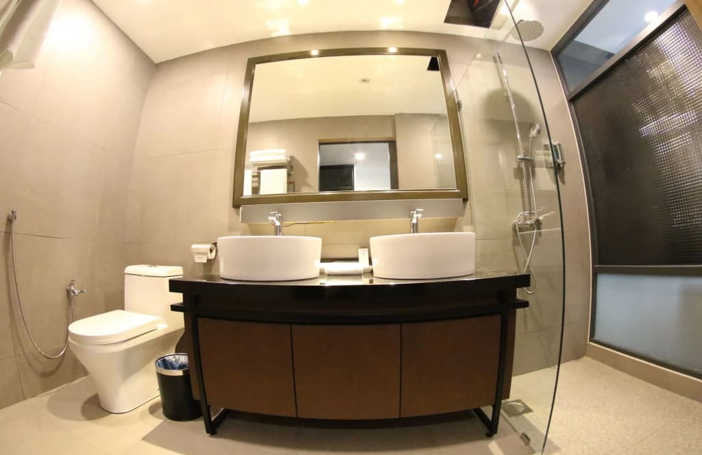 Bedrock Hotel - photo 9