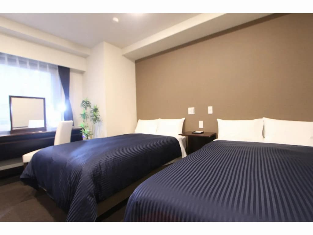 HOTEL LiVEMAX Higashi Ginza - photo 17