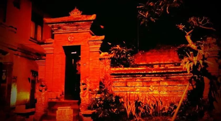 Grey House Ubud - photo 1