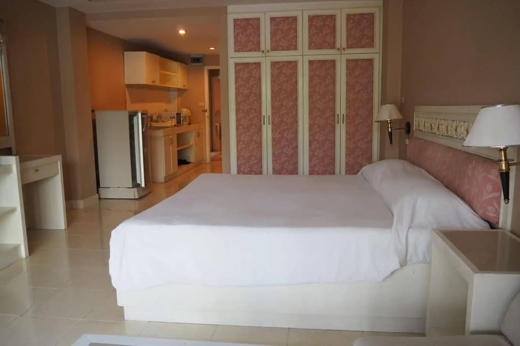 North Beach Place - photo 4