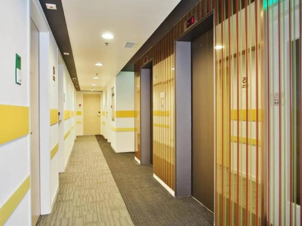 Travelodge Kowloon - photo 13