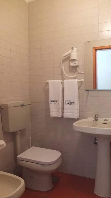 Boa Nova Guesthouse - photo 8