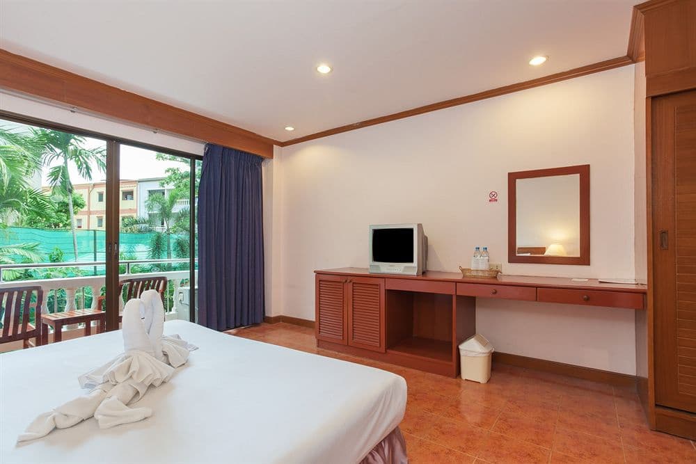 Inn Patong Beach Hotel, Phuket - photo 3