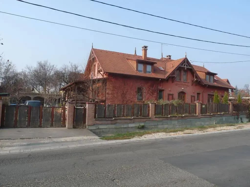 Kermiapark Guesthaus - photo 17