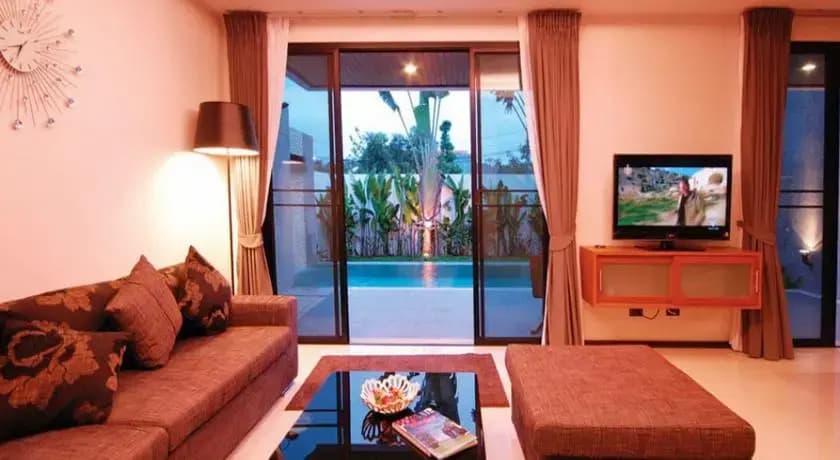 Charming Pool Villa - photo 2