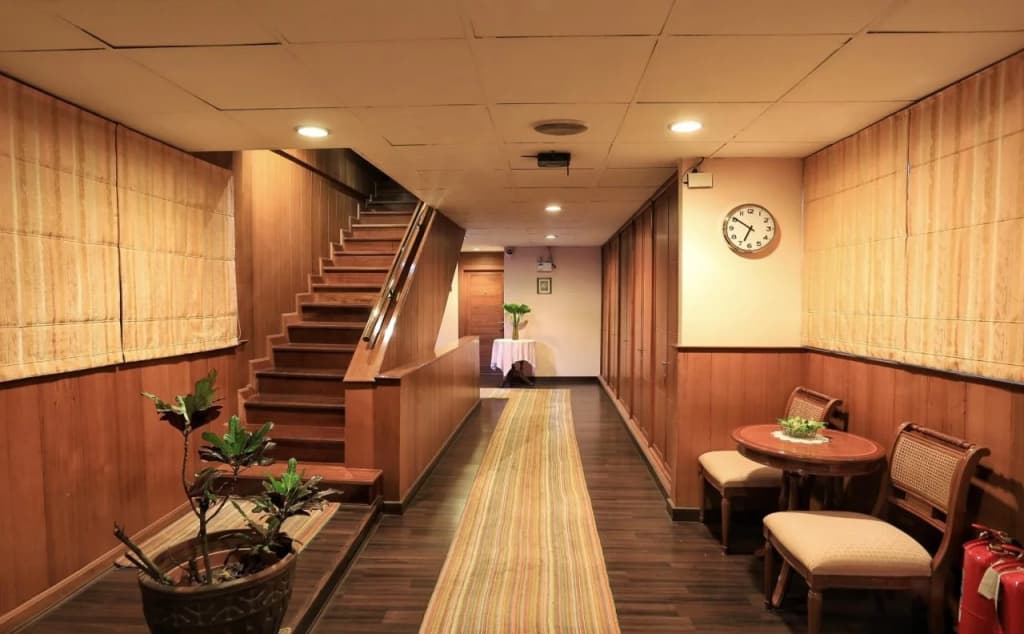 Travel Lodge Suriwongse - Adult only - photo 11