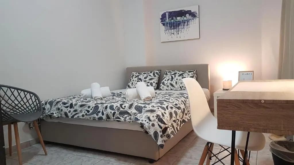 Palette Apartment Bamboo - Athens Center, 6 Bd, 3 Bath - photo 2