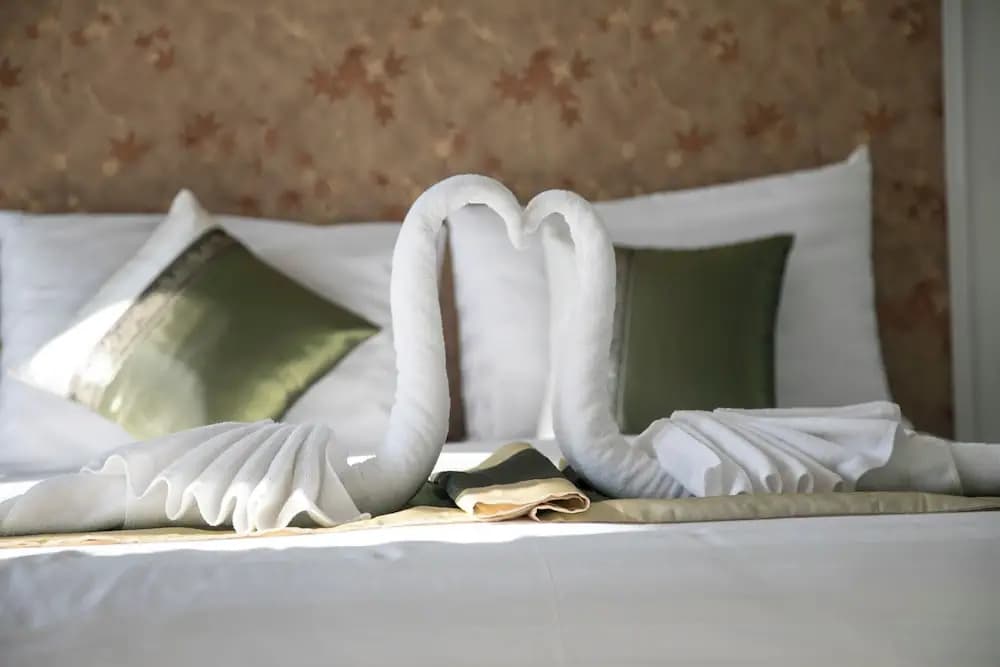 Westkey Kamala Hotel - photo 7
