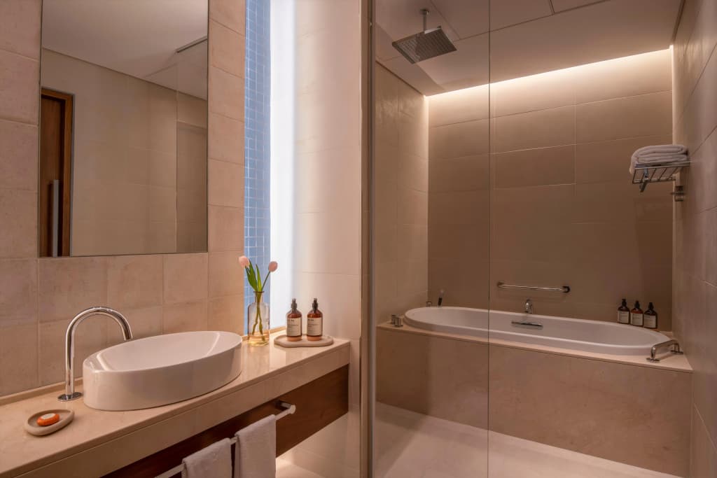 Abesq Doha Hotel and Residences - An IHG Hotel - photo 10