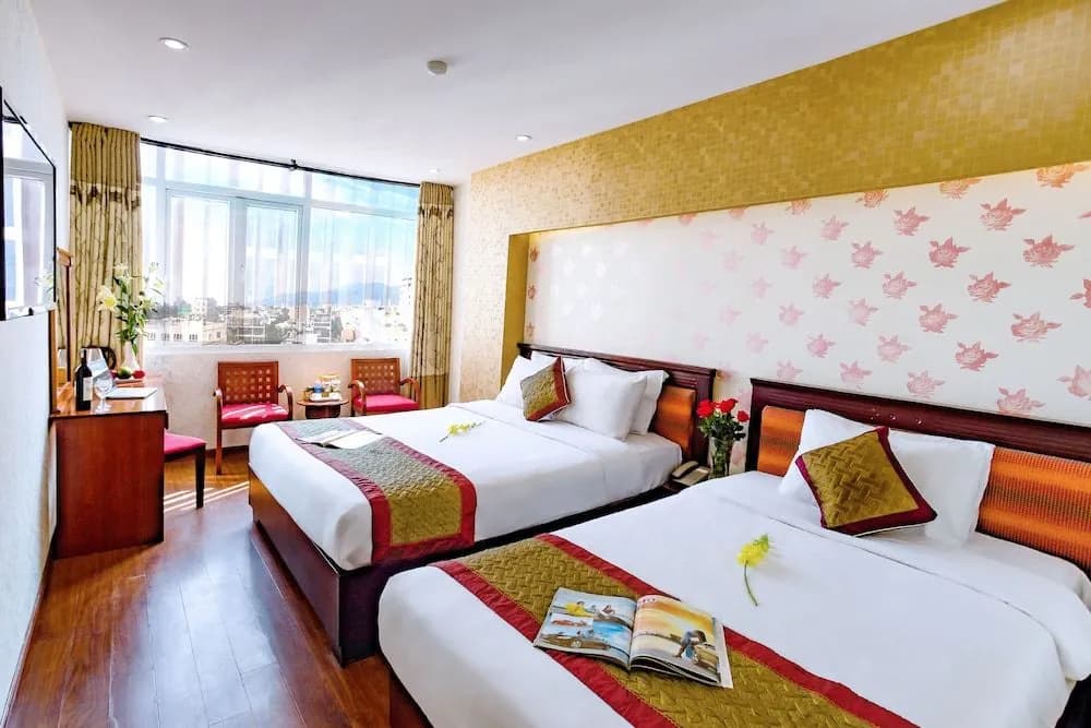 East Sea Hotel - photo 6