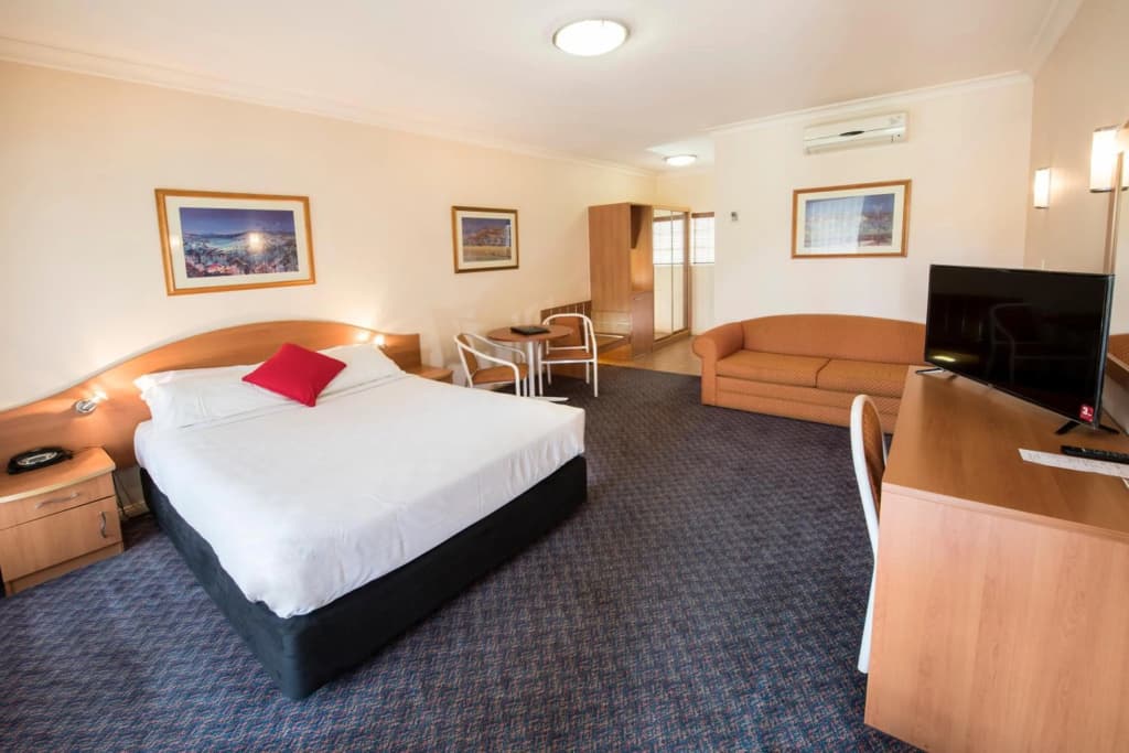 Quality Inn Penrith - photo 4
