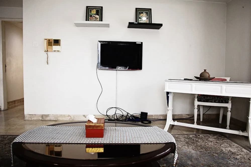Classic Brawijaya Apartment with Pool View - photo 5