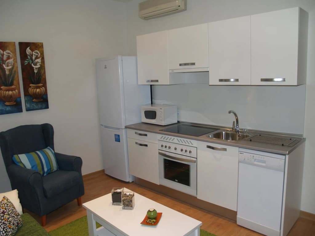 Apartamentos En Sol - photo 16