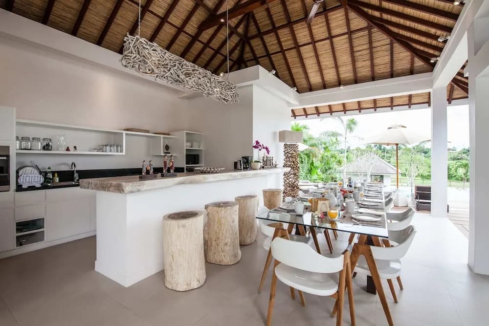 Villa Bali Sari - photo 21