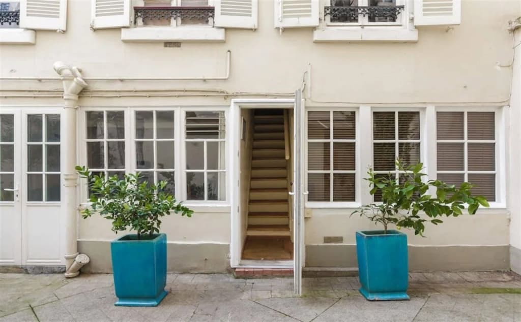 Hostel Eiffel - photo 1