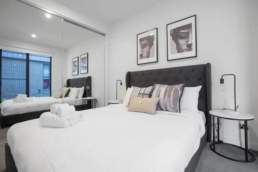 Delightful Townhouse Stay@moonee Ponds + Parking - photo 3