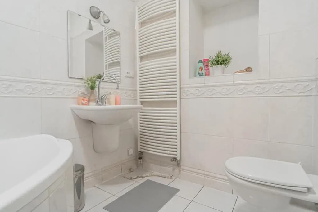 Stylish Studio Close to Prague Castle, WalkScore 99% - photo 17