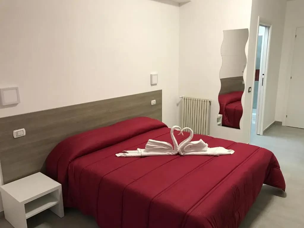 Tiburtina Royal Suites - photo 2