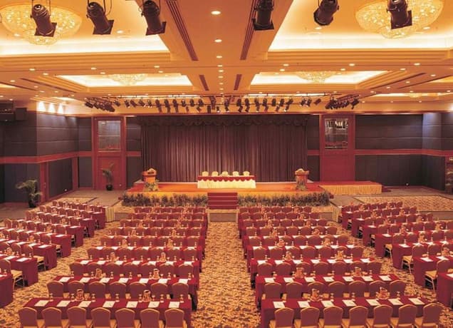 Crown Princess - main photo