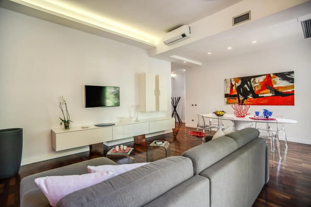 Riverside Apartment - photo 15