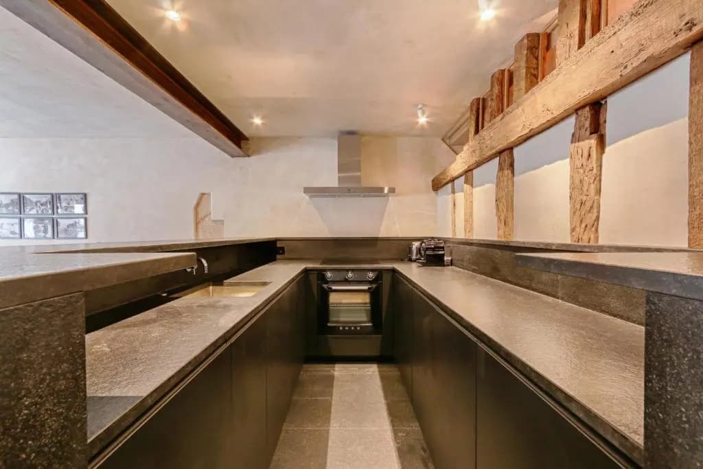 Luxurious & Design Flat 2BR/8P- Boulevard Saint Germain - photo 11