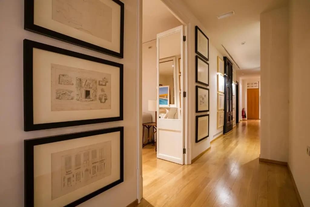 Margot House - photo 11