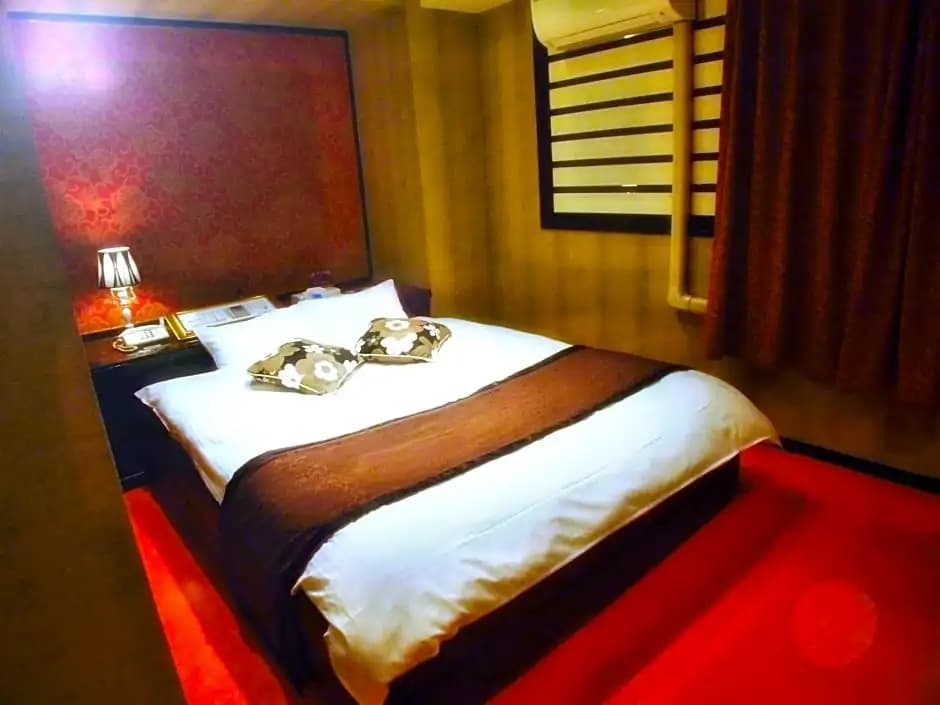 Hotel 24(Twenty four) - photo 3